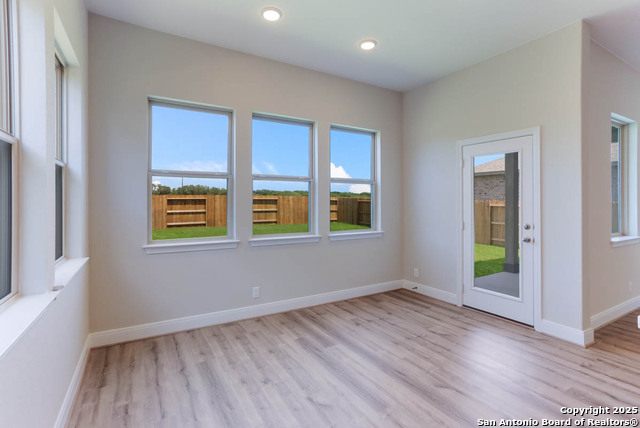 Listing photo id 11 for 330 Glenwood Ranch