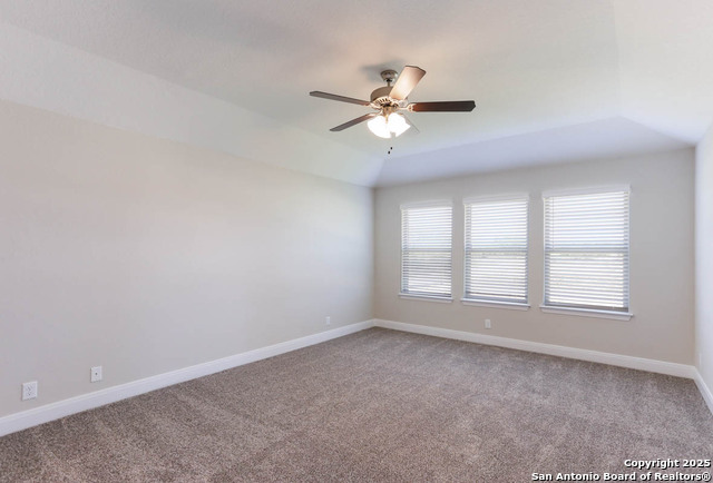 Listing photo id 14 for 330 Glenwood Ranch