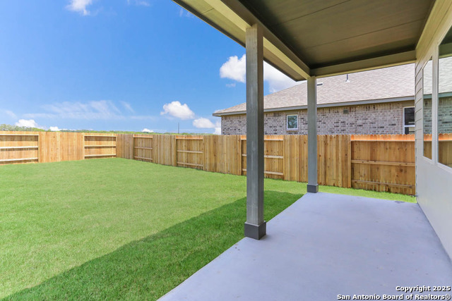 Listing photo id 23 for 330 Glenwood Ranch