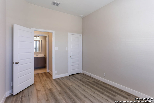 Listing photo id 3 for 330 Glenwood Ranch