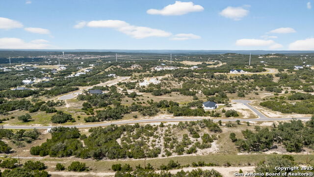 Listing photo id 21 for 609 Rosemary Ridge