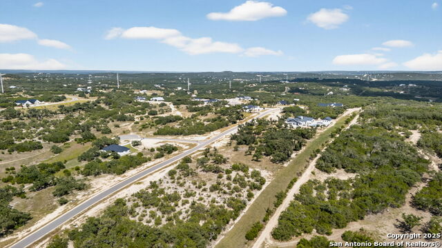 Listing photo id 22 for 609 Rosemary Ridge