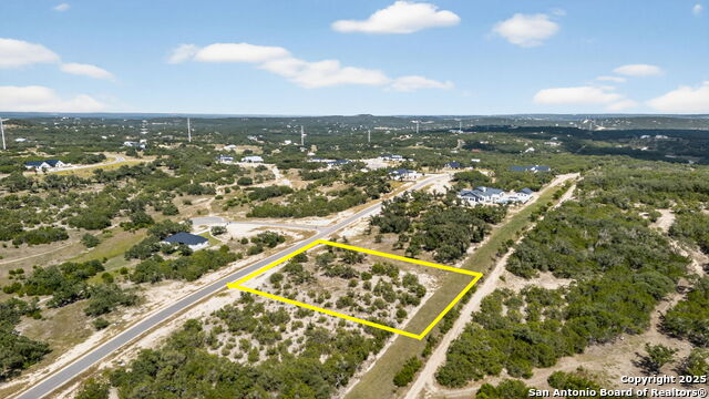 Listing photo id 1 for 609 Rosemary Ridge