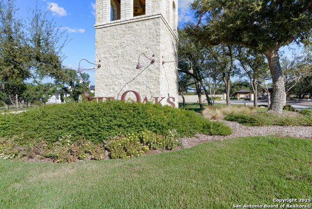 Listing photo id 31 for 609 Rosemary Ridge