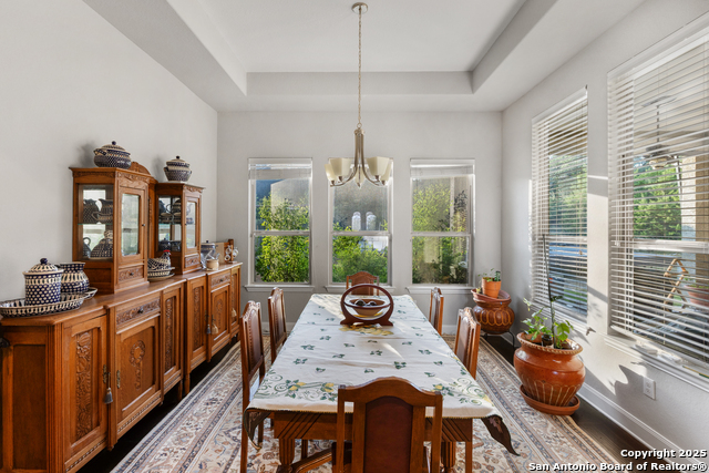 Listing photo id 20 for 5751 High Forest