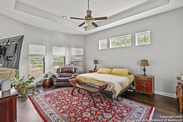 Listing photo id 22 for 5751 High Forest