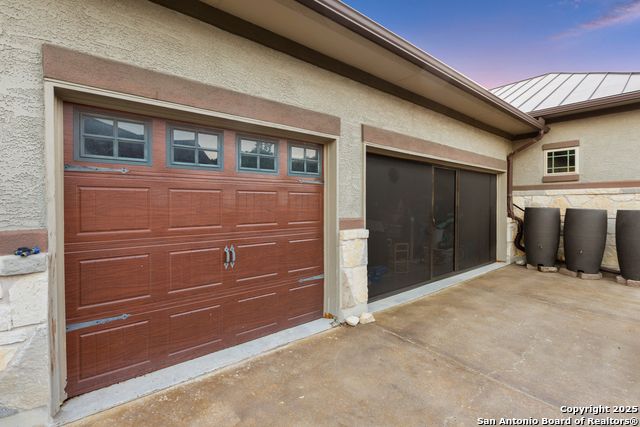Listing photo id 3 for 5751 High Forest