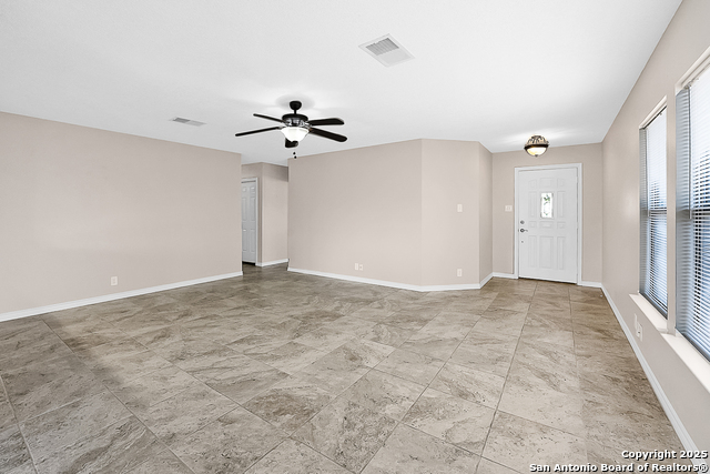 Image 3 of 18 For 1086 Stone Hollow