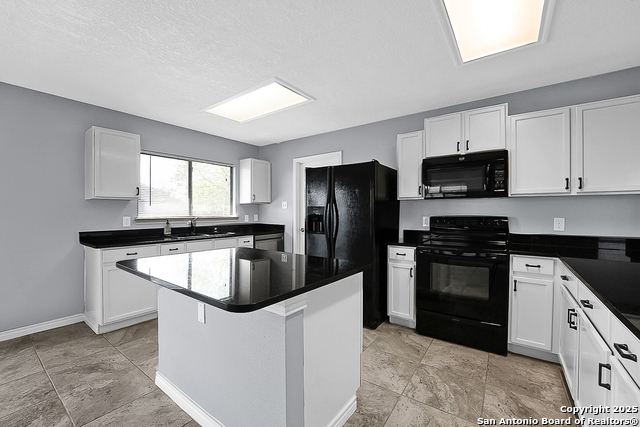 Image 8 of 18 For 1086 Stone Hollow