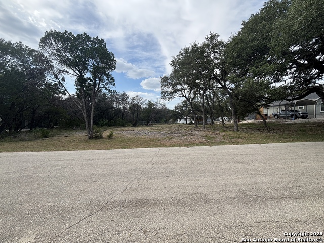 Details for 517 Flatrock, Canyon Lake, TX 78133