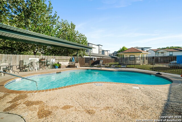 Image 10 of 14 For 4949 Hamilton Wolfe 12201