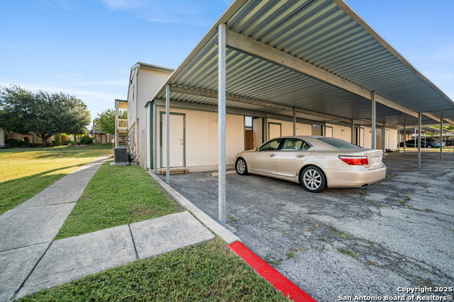 Image 13 of 14 For 4949 Hamilton Wolfe 12201