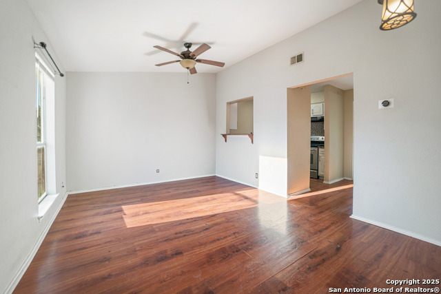 Image 4 of 14 For 4949 Hamilton Wolfe 12201