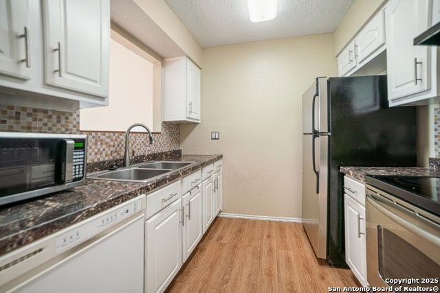 Image 5 of 14 For 4949 Hamilton Wolfe 12201