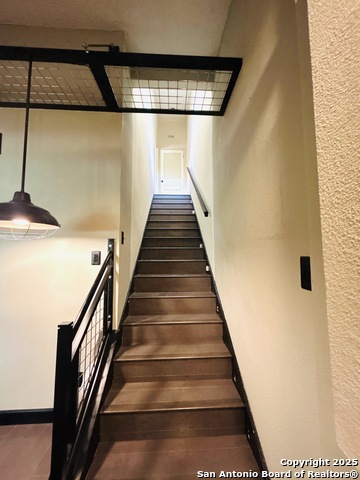 Image 13 of 22 For 7123 Thrush View Ln  42