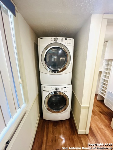 Image 19 of 22 For 7123 Thrush View Ln  42