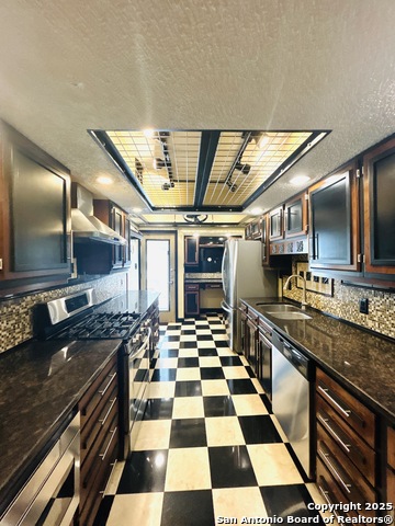 Image 7 of 22 For 7123 Thrush View Ln  42