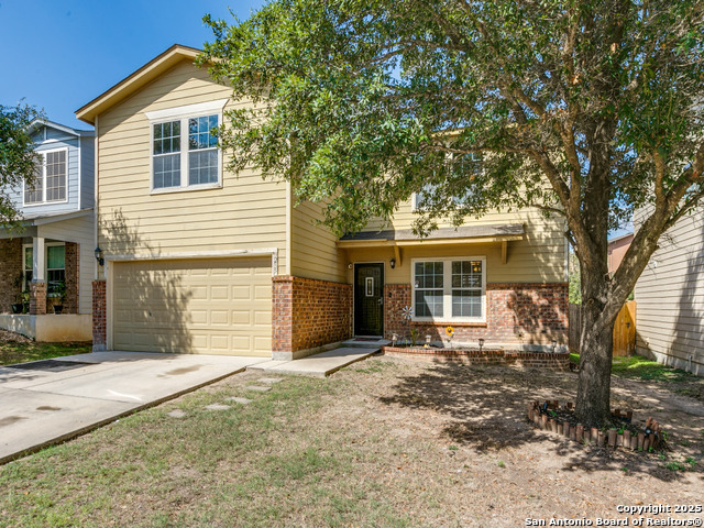Listing photo id 0 for 9235 Mimosa Manor