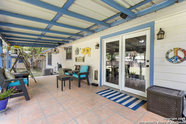 Image 16 of 21 For 195 Lakeside