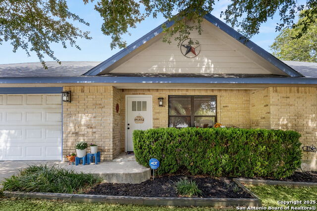 Image 4 of 21 For 195 Lakeside