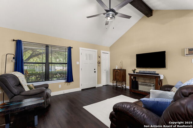 Image 7 of 21 For 195 Lakeside