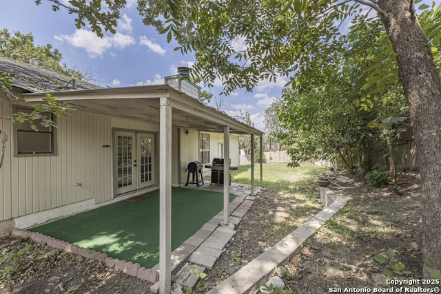 Listing photo id 22 for 14414 Ledgewood St