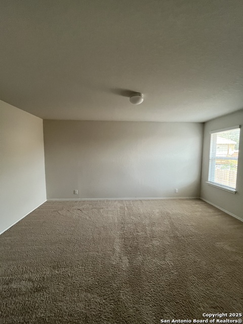 Listing photo id 13 for 6218 Tadpole Bluff