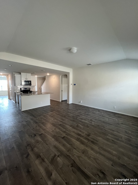 Listing photo id 4 for 6218 Tadpole Bluff