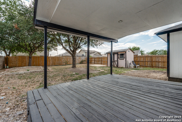 Listing photo id 20 for 8170 Ocean Meadow Dr