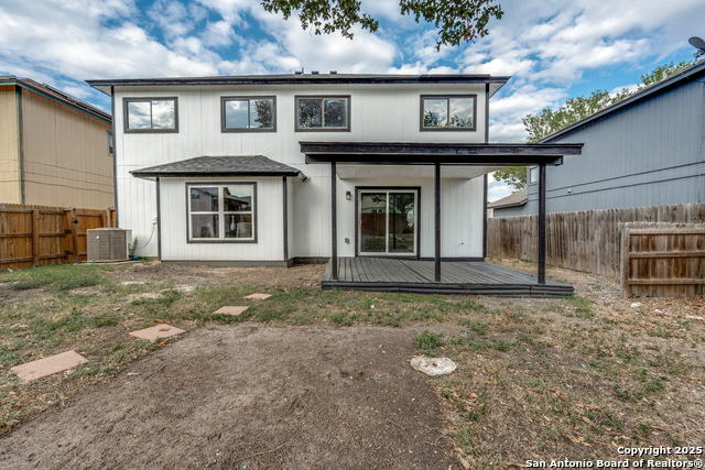 Listing photo id 22 for 8170 Ocean Meadow Dr