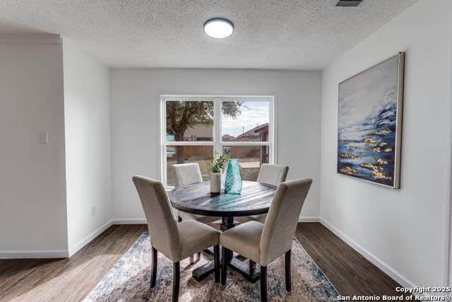 Listing photo id 6 for 8170 Ocean Meadow Dr