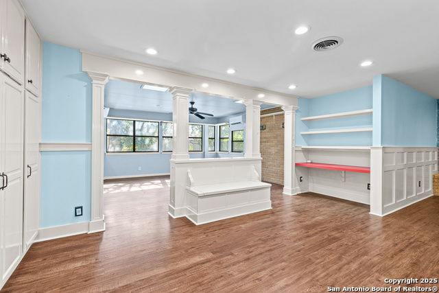 Image 13 of 46 For 118 William Classen