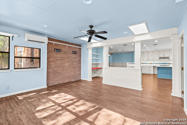 Image 14 of 46 For 118 William Classen