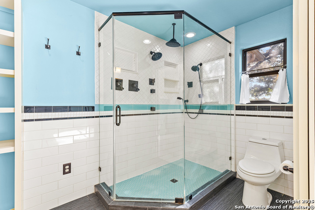 Image 25 of 46 For 118 William Classen