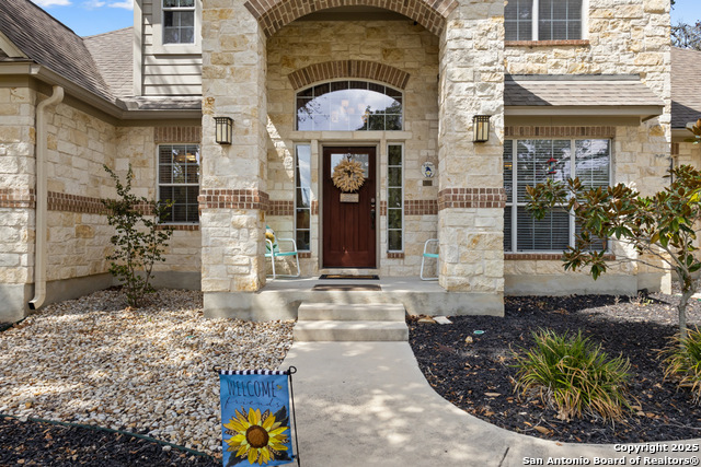 Listing photo id 1 for 133 Legacy Trace