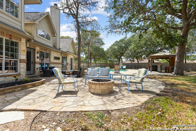 Listing photo id 32 for 133 Legacy Trace