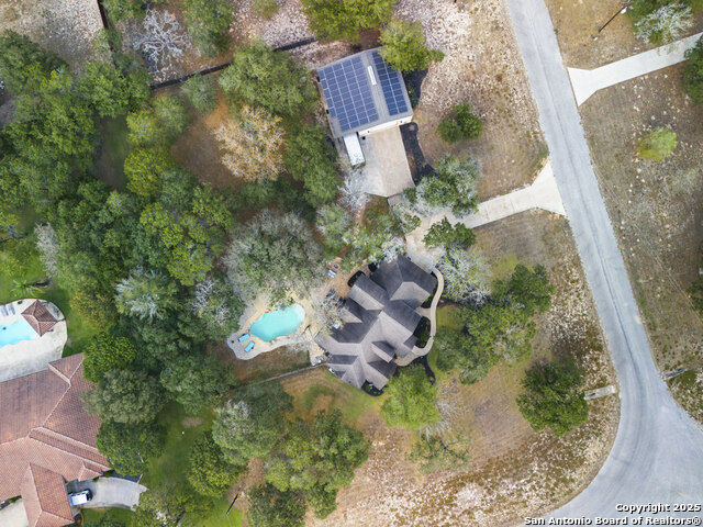 Listing photo id 42 for 133 Legacy Trace