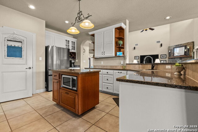 Listing photo id 10 for 330 Ferryboat