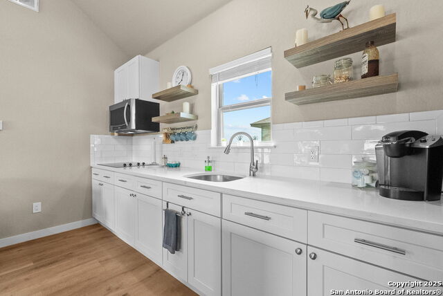 Listing photo id 37 for 330 Ferryboat