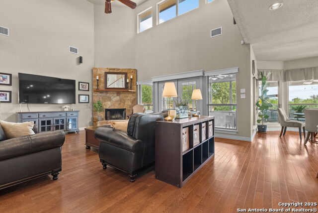 Listing photo id 4 for 330 Ferryboat