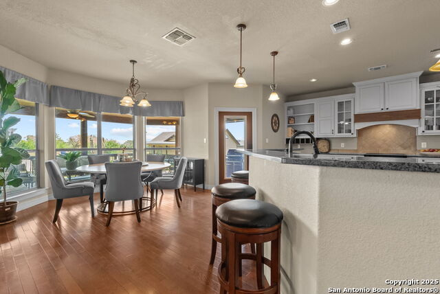 Listing photo id 6 for 330 Ferryboat