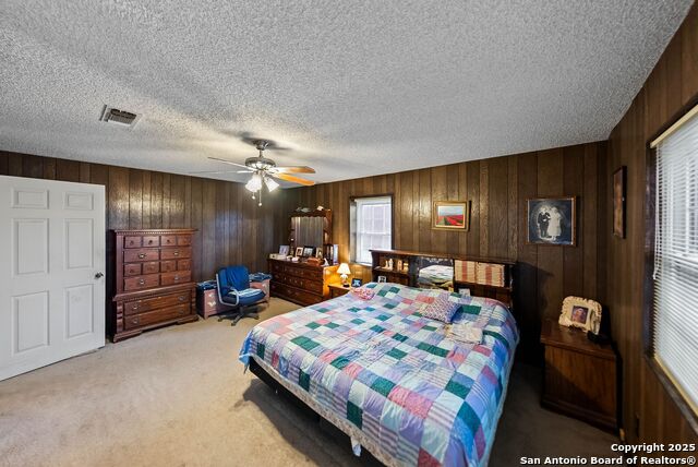 Listing photo id 17 for 423 Fm 2772