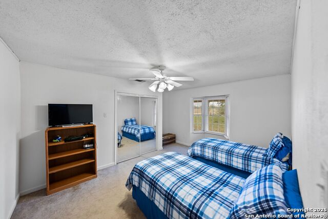 Listing photo id 24 for 423 Fm 2772