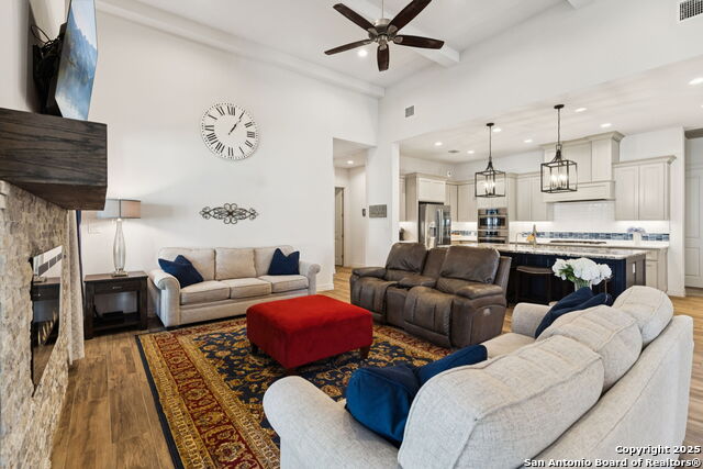 Image 10 of 40 For 7142 Bluff Run