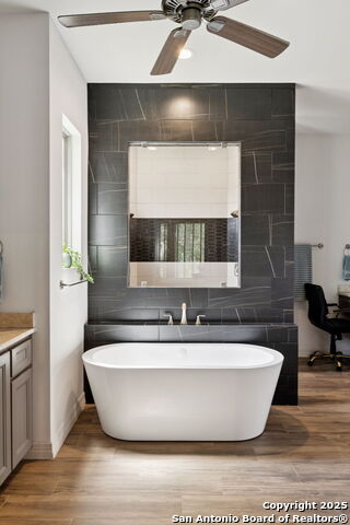 Image 20 of 40 For 7142 Bluff Run