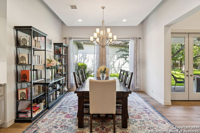 Image 5 of 40 For 7142 Bluff Run