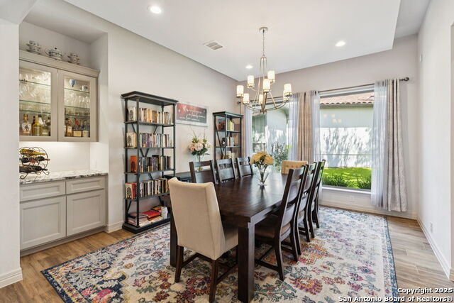 Image 6 of 40 For 7142 Bluff Run