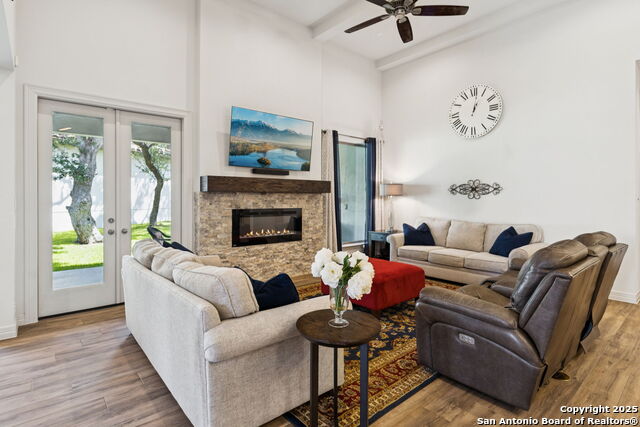 Image 9 of 40 For 7142 Bluff Run