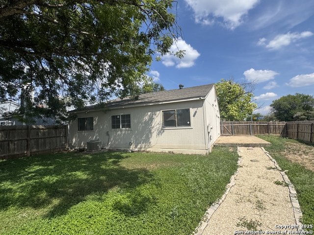 Listing photo id 20 for 6203 Valley Knight