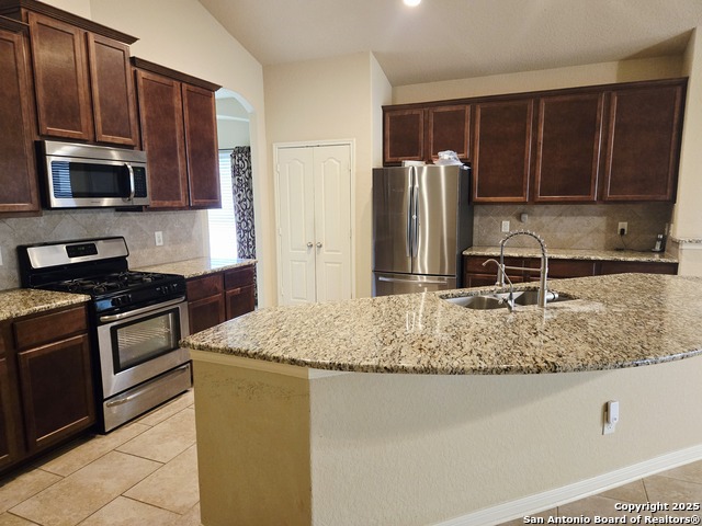 Listing photo id 8 for 2738 Cinnamon Teal